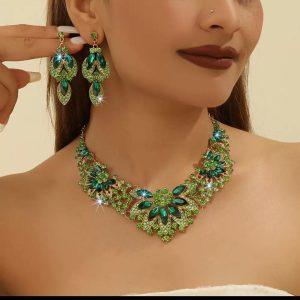 Luxury Crystal Necklace and Earrings Set