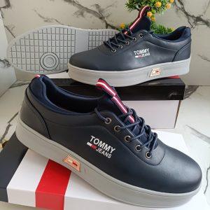 Sleek Black Tommy Jeans Low-Top Sneakers