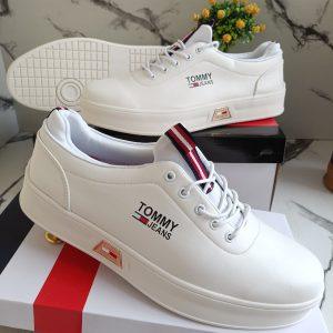 Tommy Jeans‑style all‑white sneaker