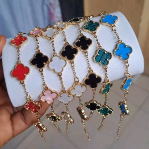 Elegant Clover Charm Bracelet