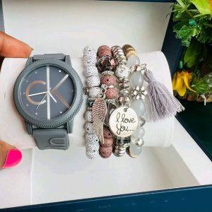 Stylish Ladies Wristwatch And Beaded Bracelet Set