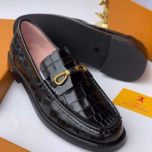 Luxury Black Croc-Textured Slip-On Loafers