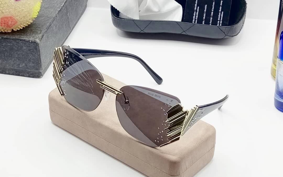 Luxury Designer-Inspired Rimless Geometric Fashion Sunglasses - Image 2